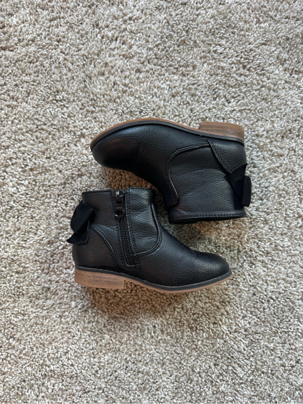 Cat & Jack Girls Black Ankle Boots Size 8 Bow Side Zip Faux Leather - Picture 6 of 8